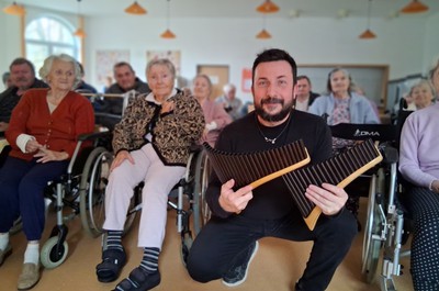 Petr Tomeček - Panova flétna